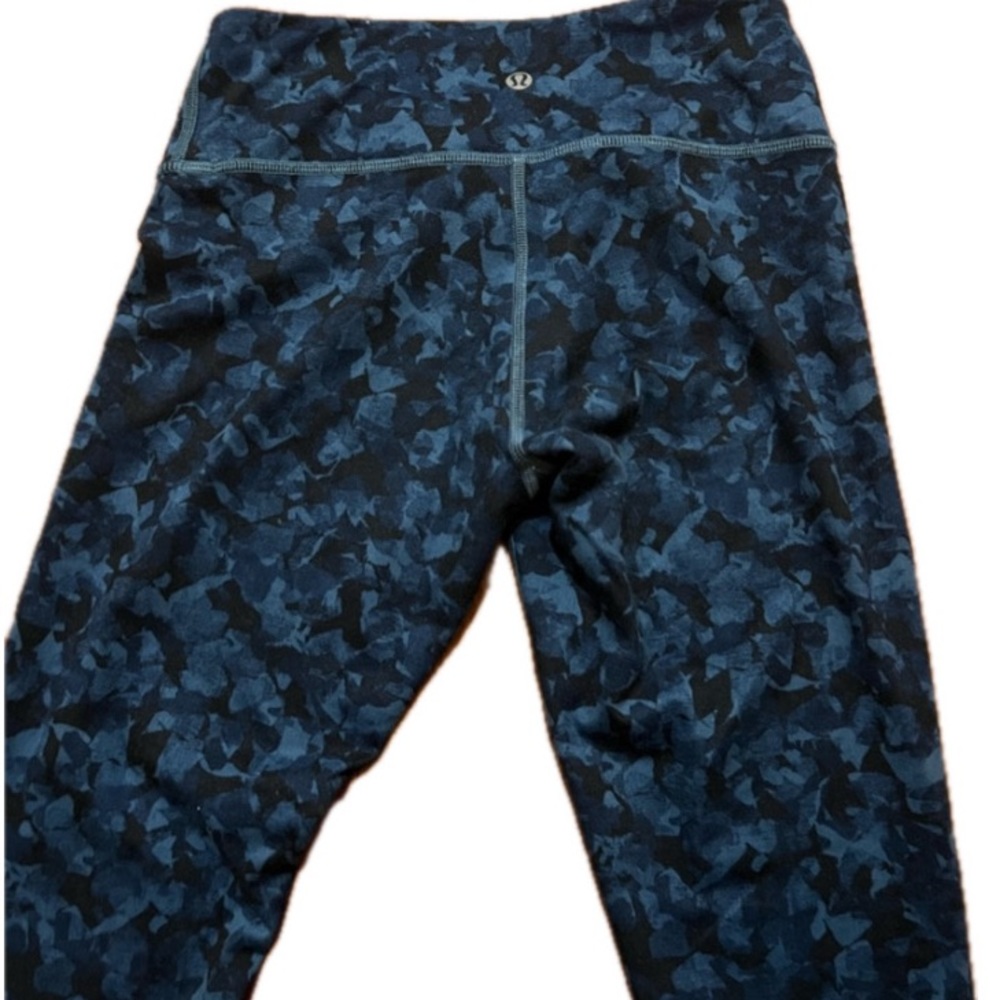 Lululemon Blue Camo Print Leggings